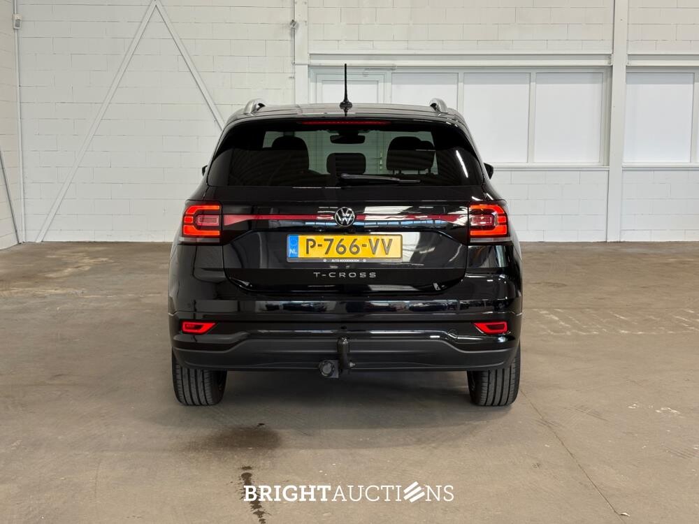 Volkswagen T-Cross R-Line 1.0 TSI 110pk 2022 (Origineel-NL), P-766-VV