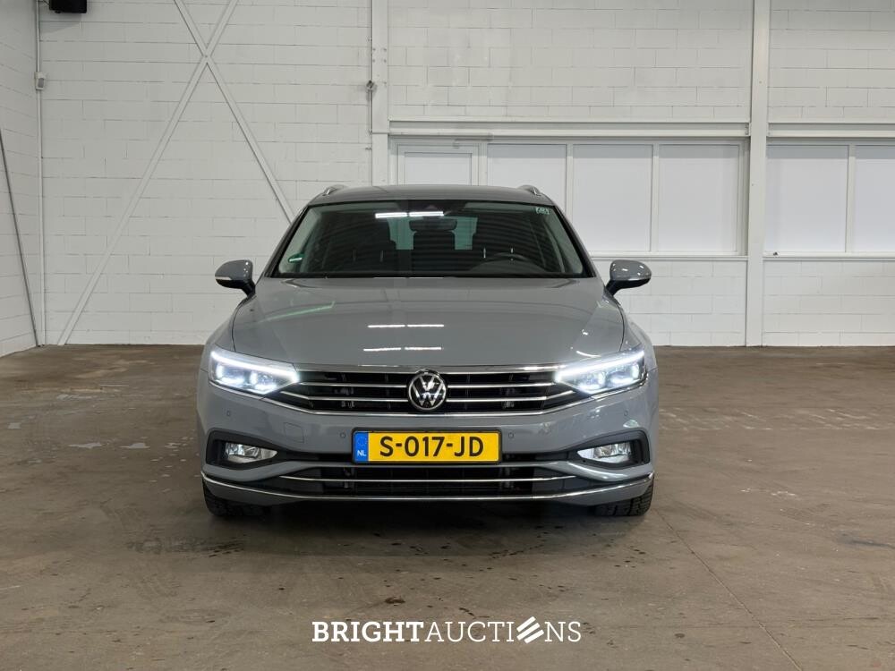 Volkswagen Passat Variant R-Line Business 1.5 TSI 150pk 2022, S-017-JD