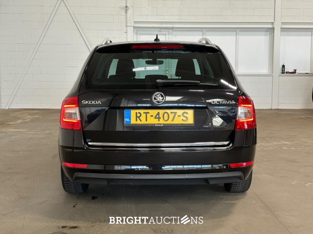 Škoda Octavia Combi Greentech Ambition Business 1.0 TSI 116pk 2018 (Origineel-NL), RT-407-S