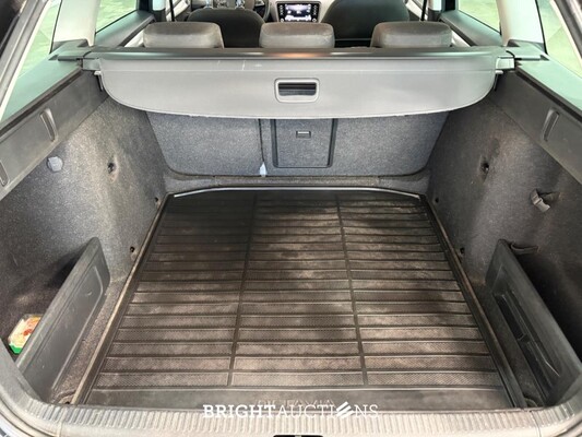 Škoda Octavia Combi Greentech Ambition Business 1.0 TSI 116pk 2018 (Origineel-NL), RT-407-S