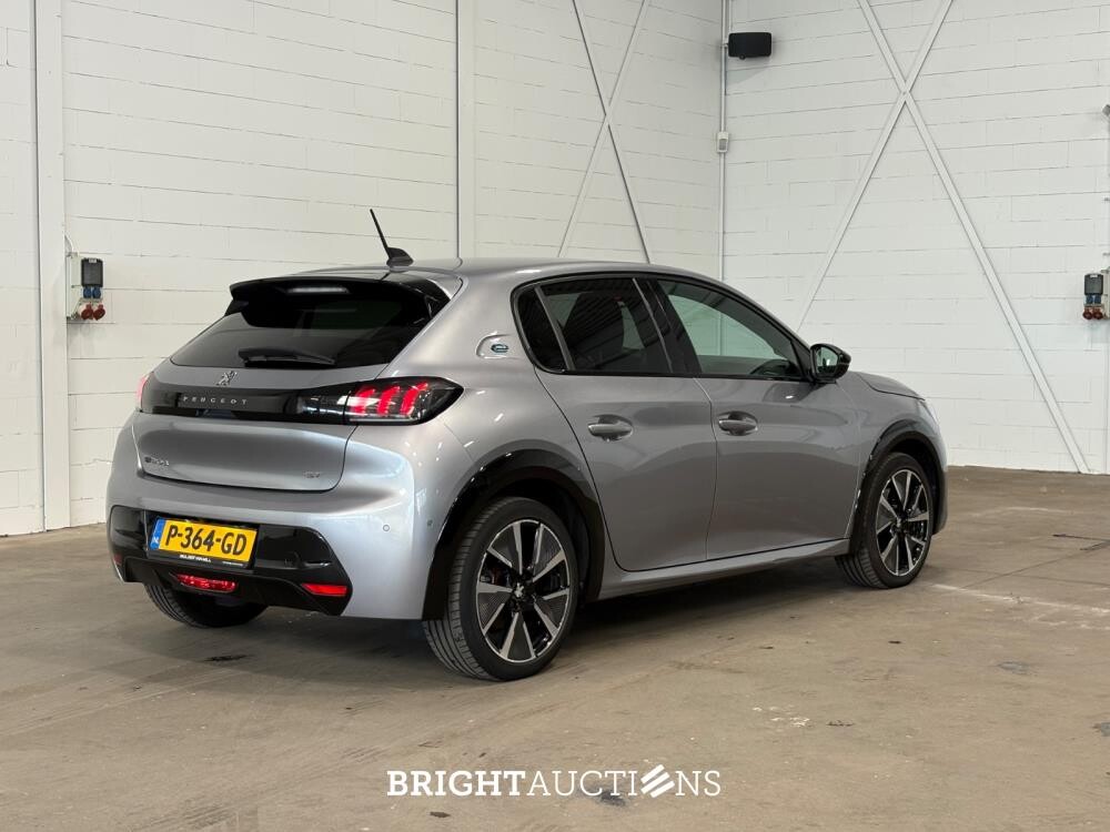 Peugeot 208 e- EV GT 350 50 kWh 136pk 2021, P-364-GD