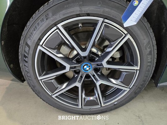 BMW i4 eDrive40 84 kWh 340pk 2022 (Origineel-NL), R-272-ZV
