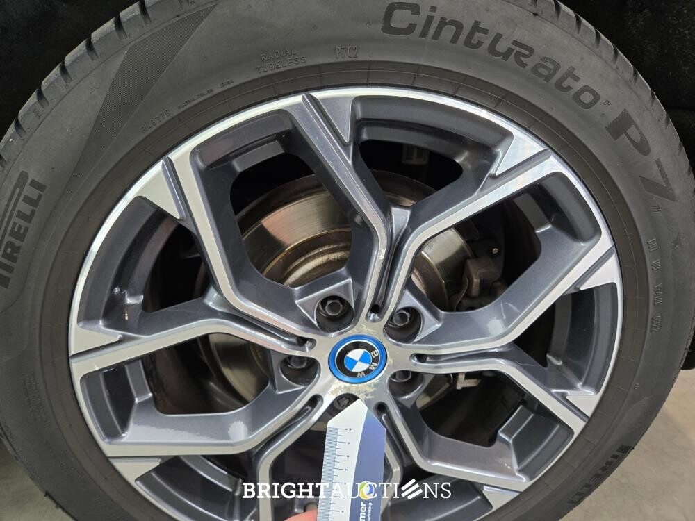 BMW X1 xDrive25e Business Edition Plus 220pk 2022 (Origineel-NL), R-535-HL