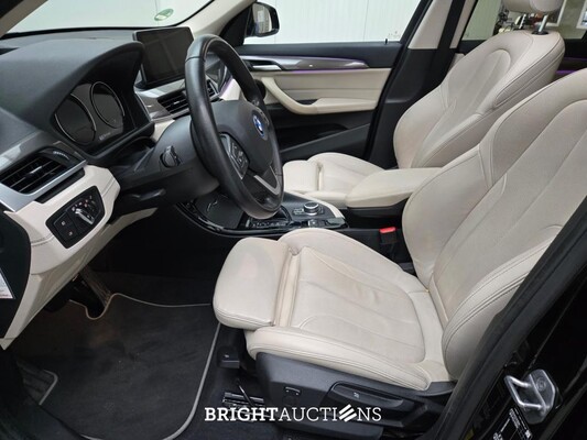 BMW X1 xDrive25e Business Edition Plus 220pk 2022 (Origineel-NL), R-535-HL