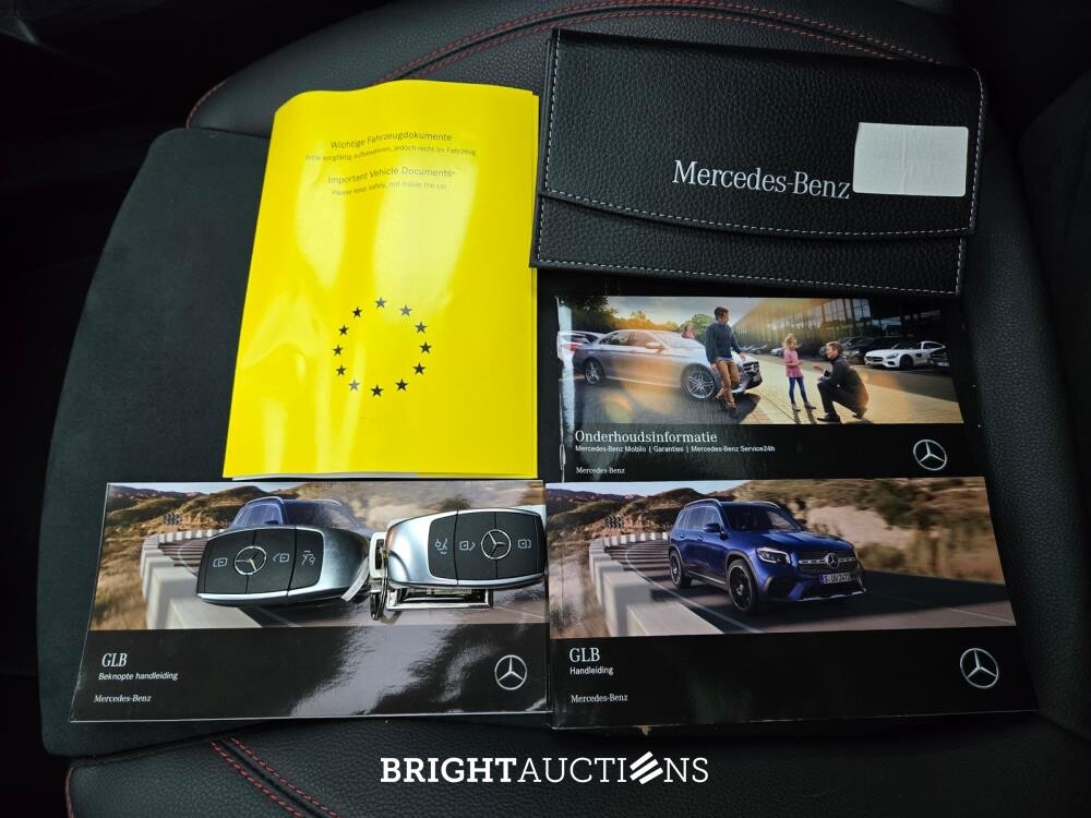 Mercedes-Benz GLB 180 d Business Solution AMG 116pk 2021 (Origineel-NL) GLB-Klasse, L-942-DJ