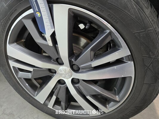 Peugeot 3008 Allure Avantage 1.2 PureTech 131pk 2021 (Origineel-NL), L-967-LR