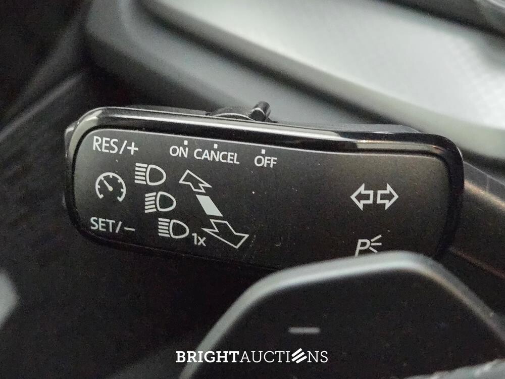Škoda Octavia Combi e- Business Edition 1.0 TSI 110pk 2023 (Origineel-NL), S-161-LJ