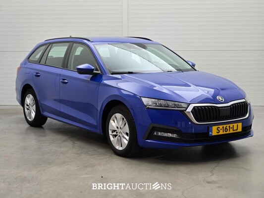 Škoda Octavia Combi e- Business Edition 1.0 TSI 110pk 2023 (Origineel-NL), S-161-LJ