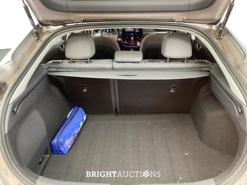 Hyundai IONIQ Plus 1.6 GDi 148pk 2020 (Origineel-NL), H-974-JL