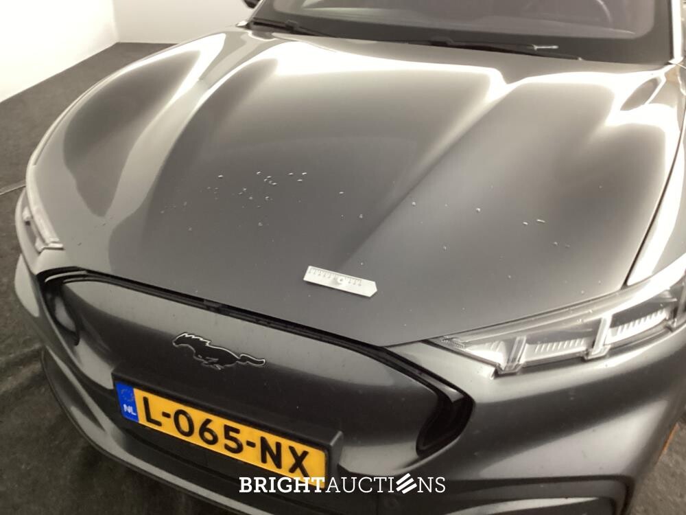 Ford Mustang Mach-E Extended First Edition AWD 98 kWh 337pk 2021 (Origineel-NL), L-065-NX