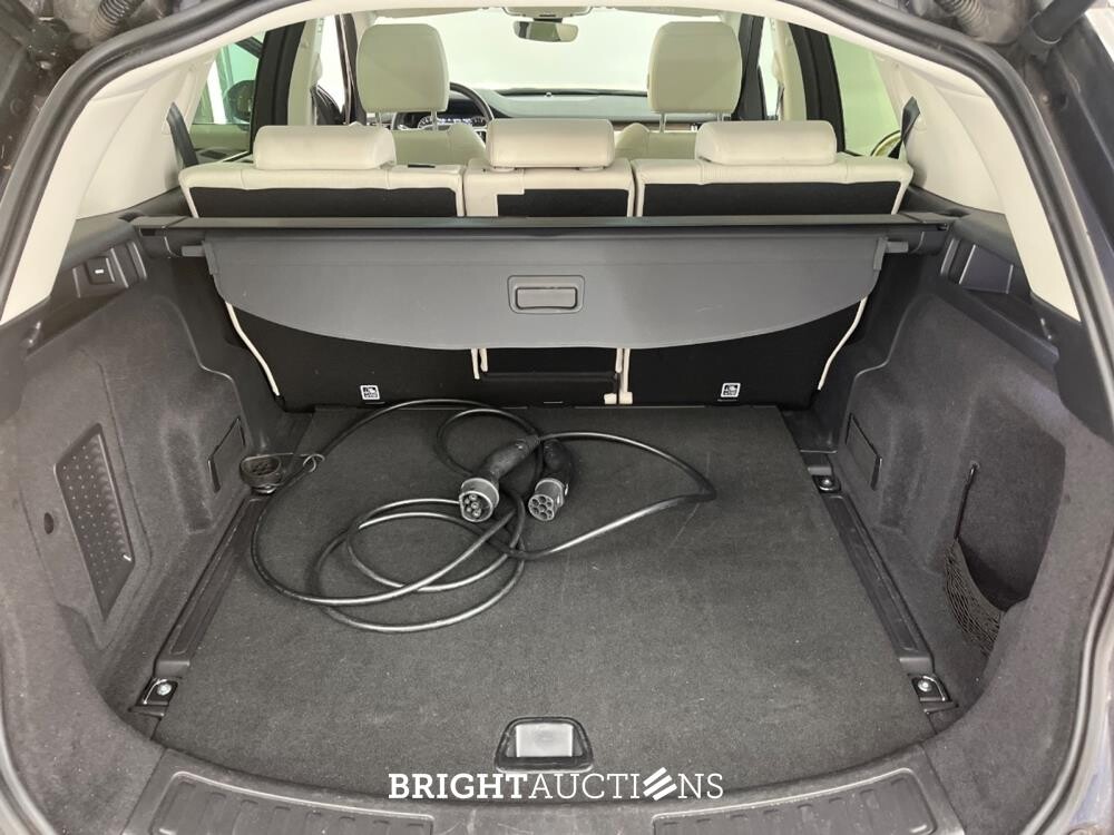 Land Rover Discovery Sport P300e R-Dynamic HSE 1.5 309pk 2022 (Origineel-NL), P-679-HT