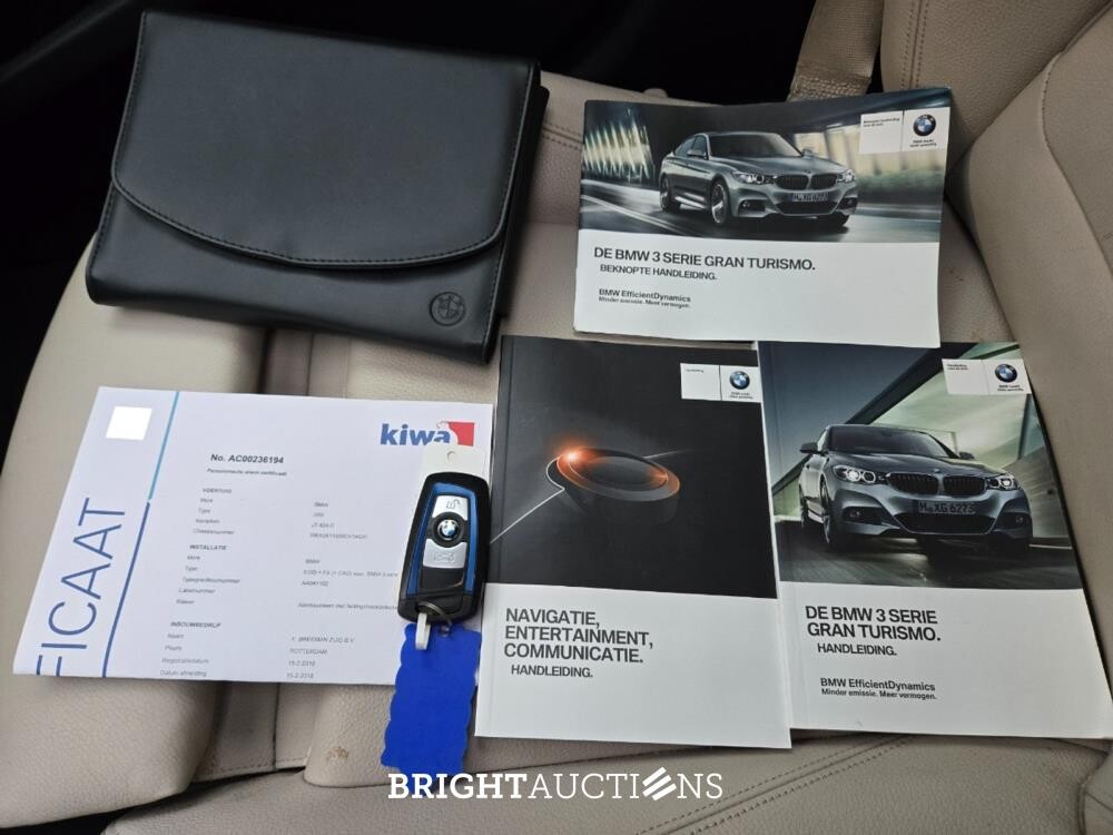 BMW 320i 3-serie Gran Turismo High Executive 184pk 2016 (Origineel-NL) 3-Serie, JT-824-D