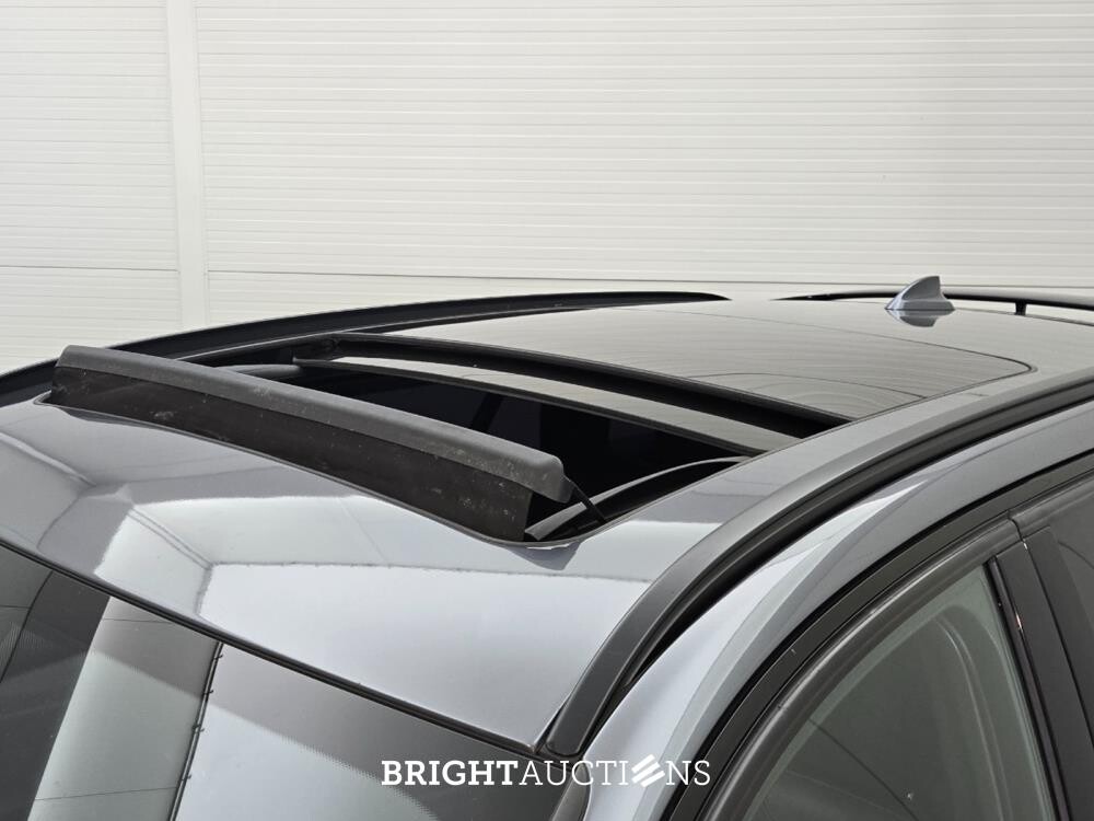 BMW 320d 3-serie Touring M Sport Edition High Executive 184pk 2015 3-Serie, R-095-DJ