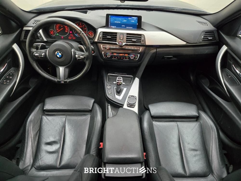BMW 320d 3-serie Touring M Sport Edition High Executive 184pk 2015 3-Serie, R-095-DJ