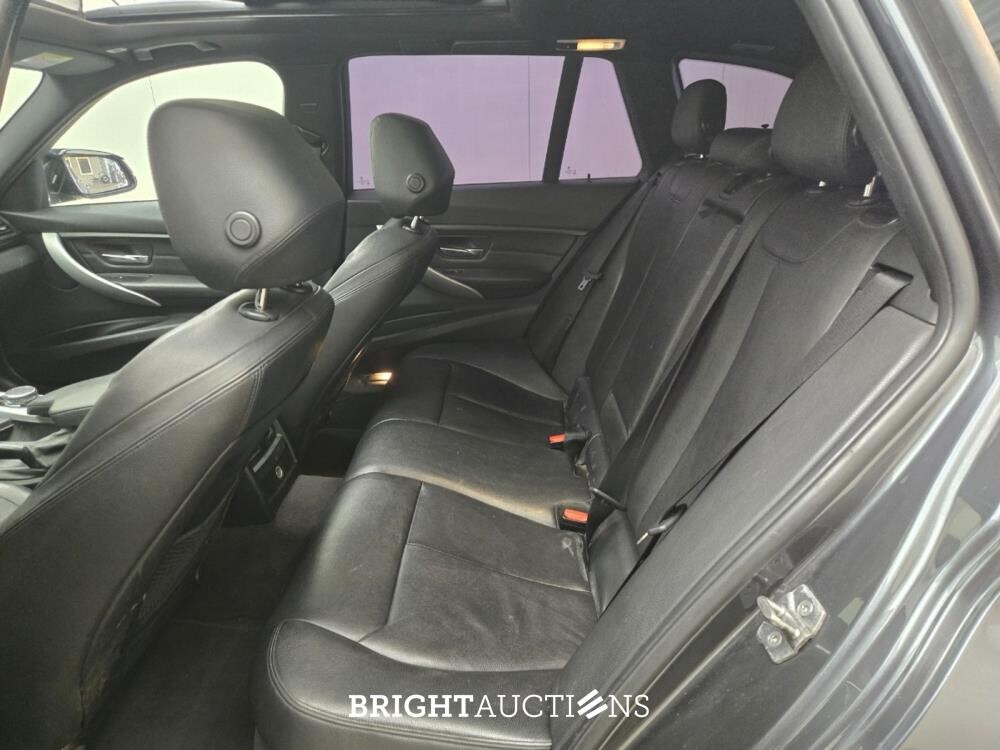BMW 320d 3-serie Touring M Sport Edition High Executive 184pk 2015 3-Serie, R-095-DJ