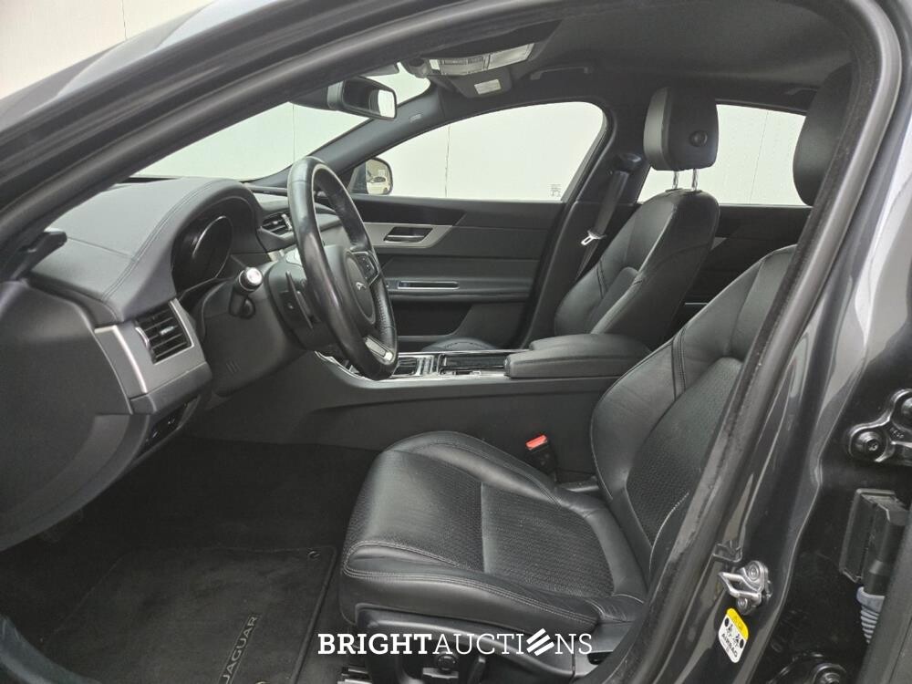 Jaguar XF 2.0d R-Sport 2.0 163pk 2019 (Origineel-NL), ZG-465-L