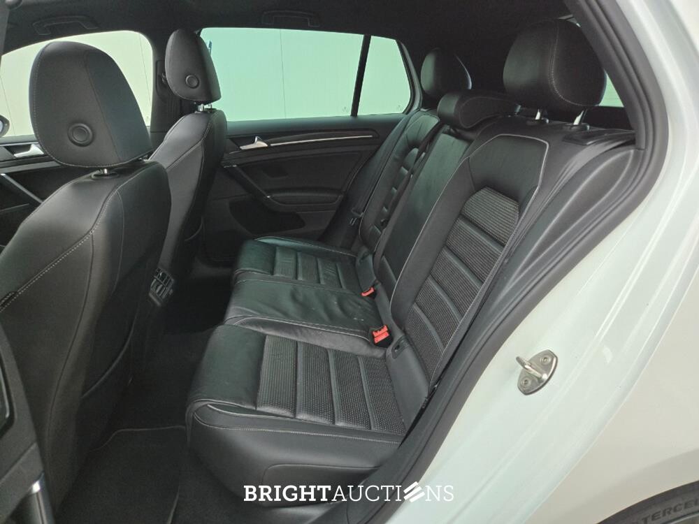 Volkswagen Golf 4Motion R 2.0 TSI 301pk 2019, H-294-PS