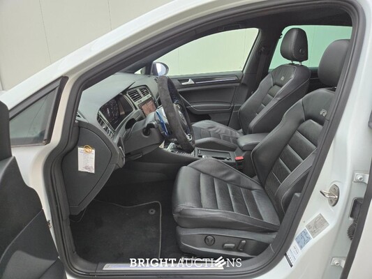 Volkswagen Golf 4Motion R 2.0 TSI 301pk 2019, H-294-PS