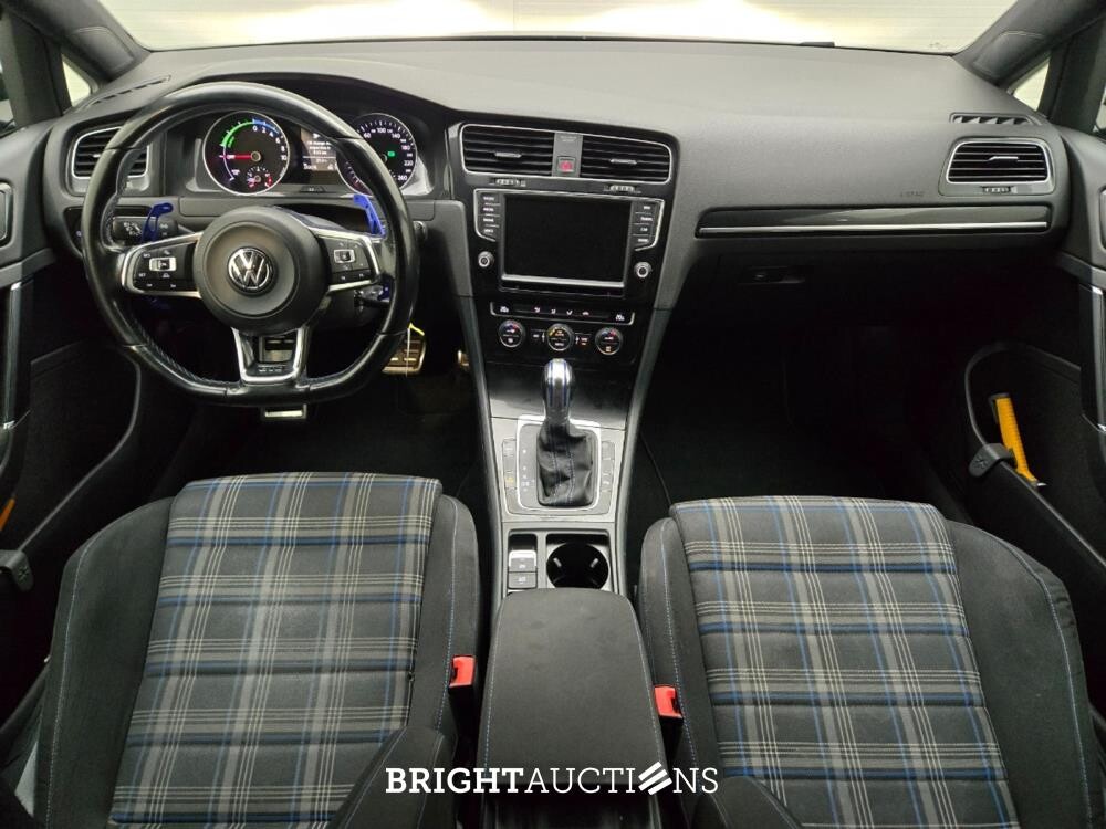 Volkswagen Golf GTE 1.4 TSI 150pk 2015 (Origineel-NL), GH-418-K