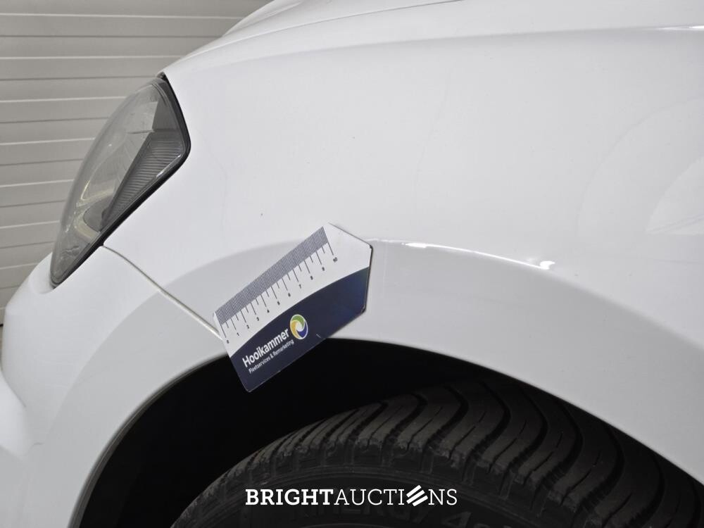 Volkswagen Golf Variant Highline Business R 1.6 TDI 116pk 2017 (Origineel-NL), RB-044-B