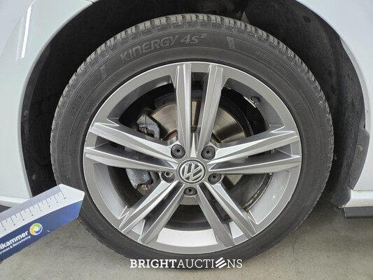 Volkswagen Golf Variant Highline Business R 1.6 TDI 116pk 2017 (Origineel-NL), RB-044-B