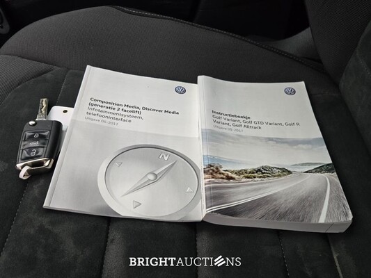 Volkswagen Golf Variant Highline Business R 1.6 TDI 116pk 2017 (Origineel-NL), RB-044-B
