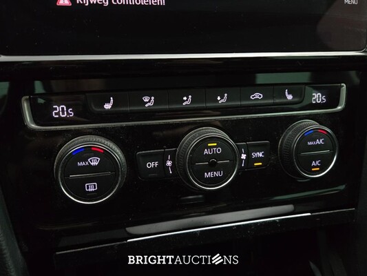 Volkswagen Golf Variant Highline Business R 1.6 TDI 116pk 2017 (Origineel-NL), RB-044-B
