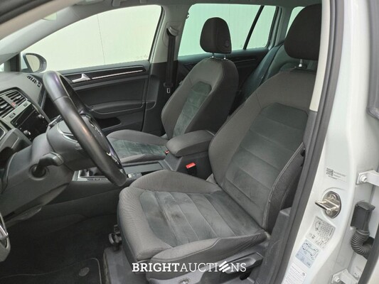 Volkswagen Golf Variant Highline Business R 1.6 TDI 116pk 2017 (Origineel-NL), RB-044-B