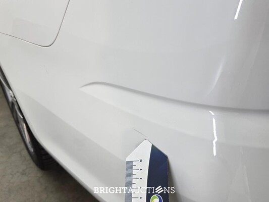 Volkswagen Golf Variant Highline Business R 1.6 TDI 116pk 2017 (Origineel-NL), RB-044-B