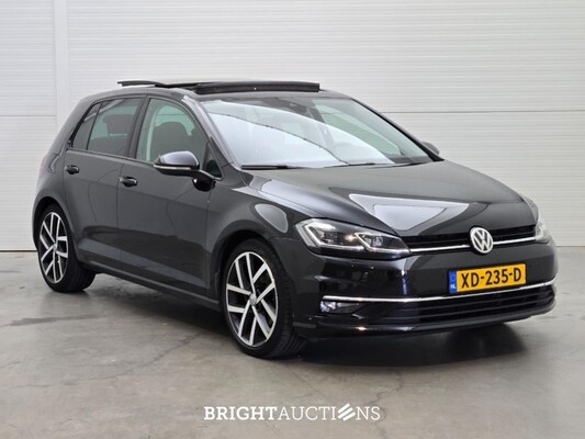 Volkswagen Golf Highline Business R 1.4 TSI 150pk 2017, XD-235-D