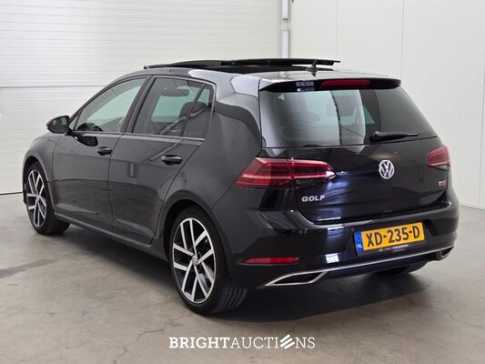 Volkswagen Golf Highline Business R 1.4 TSI 150pk 2017, XD-235-D