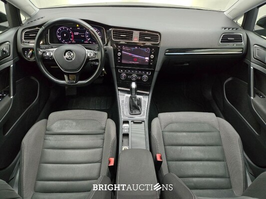 Volkswagen Golf Highline Business R 1.4 TSI 150pk 2017, XD-235-D