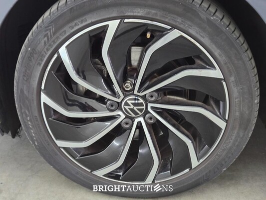 Volkswagen Golf eTSI 1.5 150pk 2020, X-559-GZ