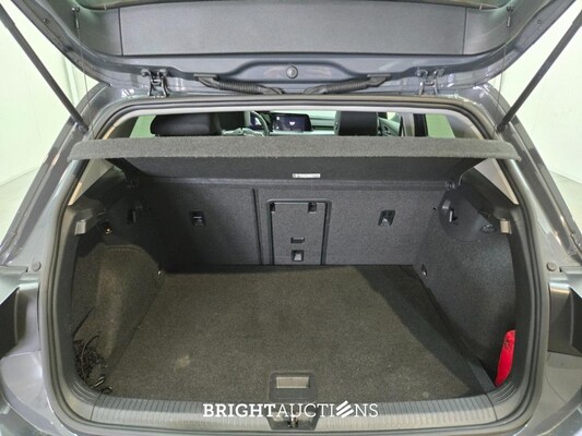 Volkswagen Golf eTSI 1.5 150pk 2020, X-559-GZ