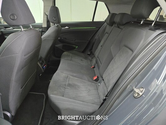 Volkswagen Golf eTSI 1.5 150pk 2020, X-559-GZ