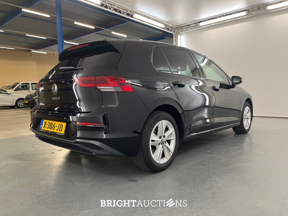 Volkswagen Golf life 81kW 1.0 110pk 2023 (Origineel-NL), X-386-JB