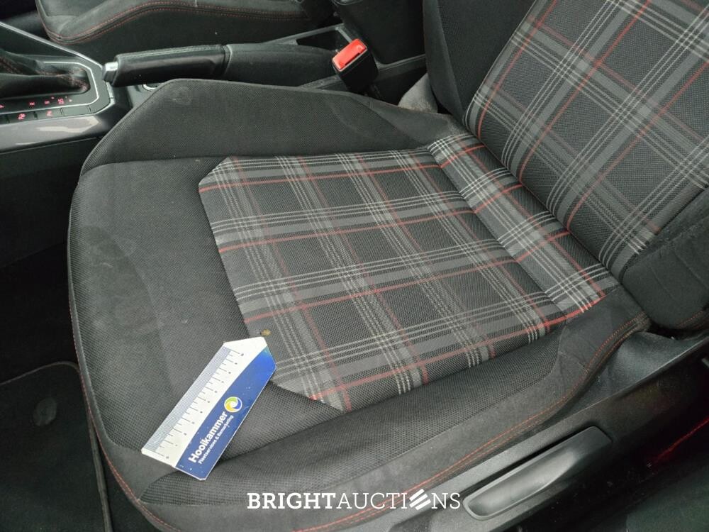 Volkswagen Polo GTI 2.0 TSI 200pk 2020, GHP-37-D