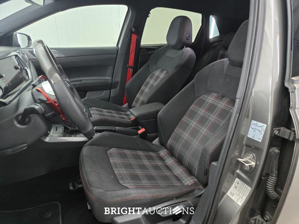 Volkswagen Polo GTI 2.0 TSI 200pk 2020, GHP-37-D