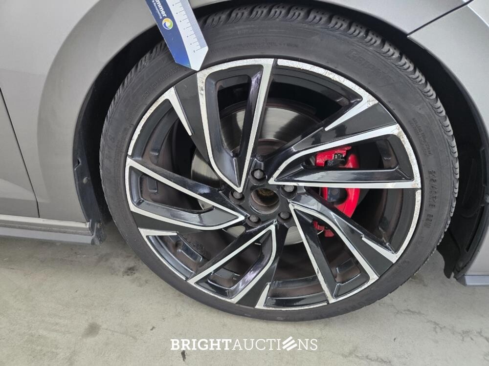 Volkswagen Polo GTI 2.0 TSI 200pk 2020, GHP-37-D