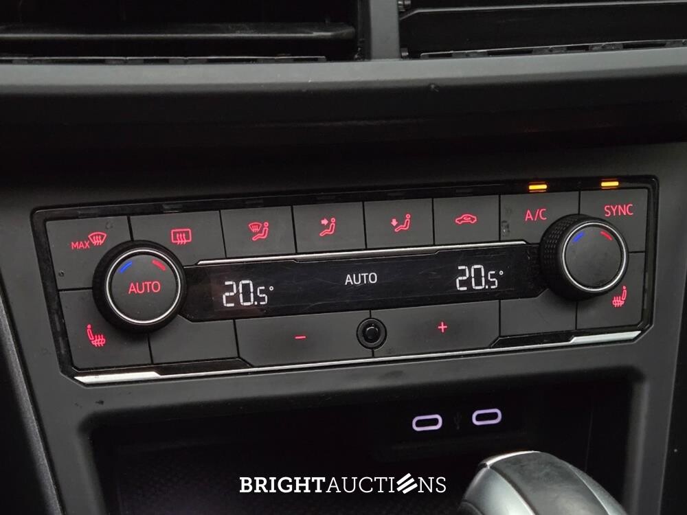 Volkswagen Polo GTI 2.0 TSI 200pk 2020, GHP-37-D