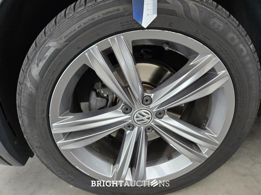 Volkswagen Tiguan ACT Highline Business R 1.4 TSI 150pk 2018 (Origineel-NL), SZ-423-K