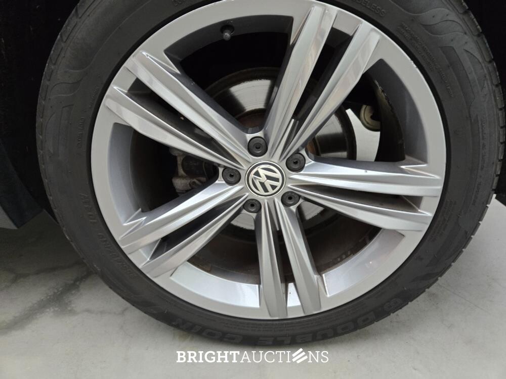 Volkswagen Tiguan ACT Highline Business R 1.4 TSI 150pk 2018 (Origineel-NL), SZ-423-K