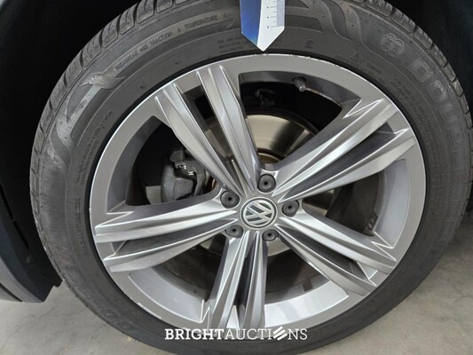 Volkswagen Tiguan ACT Highline Business R 1.4 TSI 150pk 2018 (Origineel-NL), SZ-423-K