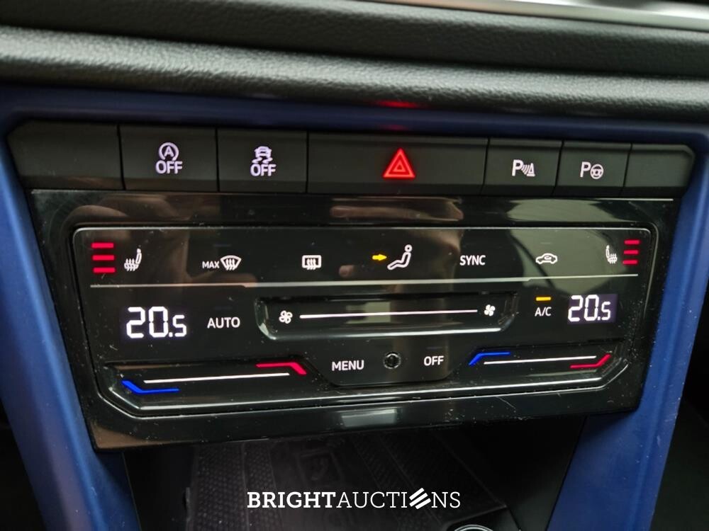 Volkswagen T-Roc 4Motion R 2.0 TSI 301pk 2022, JVZ-22-H
