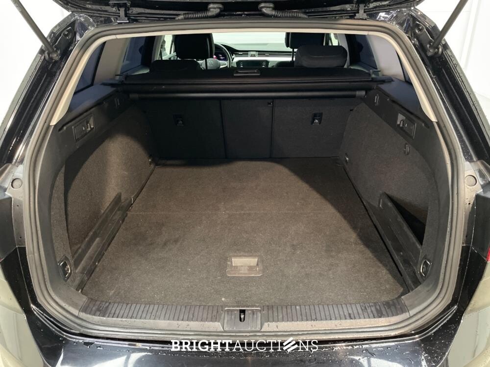 Volkswagen Passat Variant R-Line Business 2.0 TSI 190pk 2021, GNS-02-T