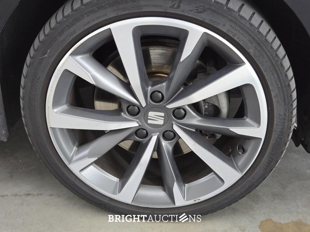 SEAT Leon FR eHybrid PHEV Business Intense 1.4 TSI 258pk 2021, HJX-67-R