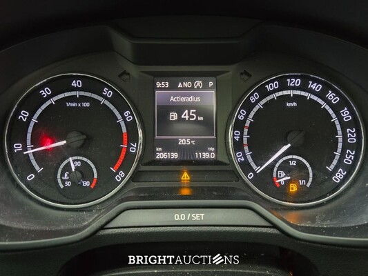 Škoda Octavia Combi RS Business 2.0 TSI 230pk 2016, X-330-DT