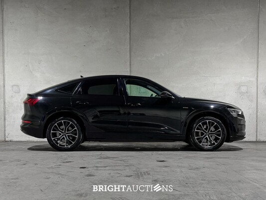 Audi e-tron Sportback 55 Quattro Business edition 95 kWh 408pk 2020 (Origineel-NL + 1e eigenaar), K-601-GZ
