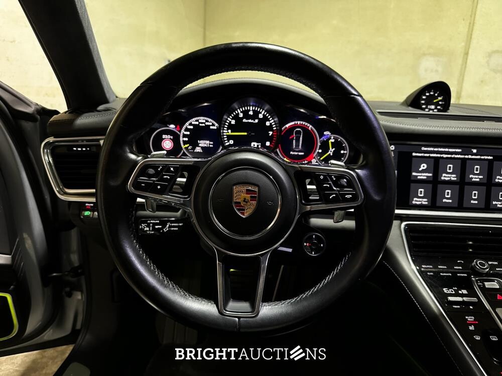 Porsche Panamera Turbo S E-Hybrid Executive 4.0 V8 680pk 2018 (Origineel-NL) Sport-Chrono, SP-232-N