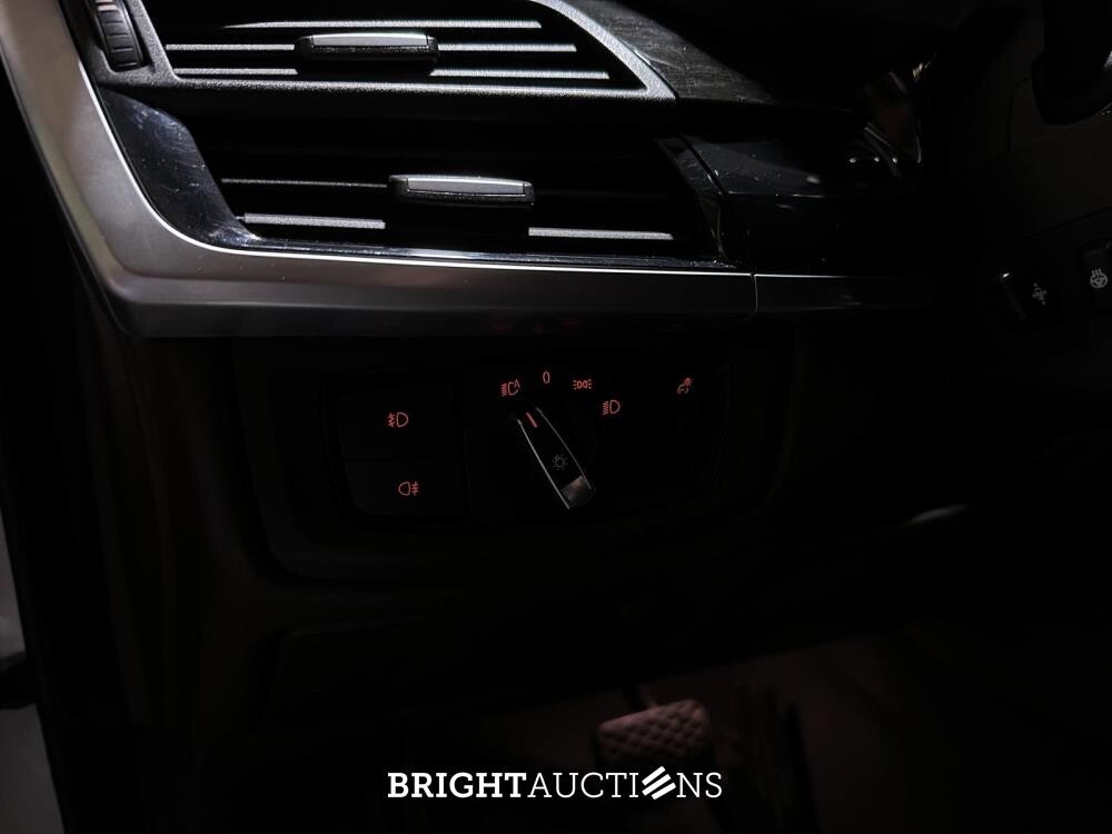 BMW X5 xDrive50i 4.4 V8 High Executive 449pk 2014, J-094-RR
